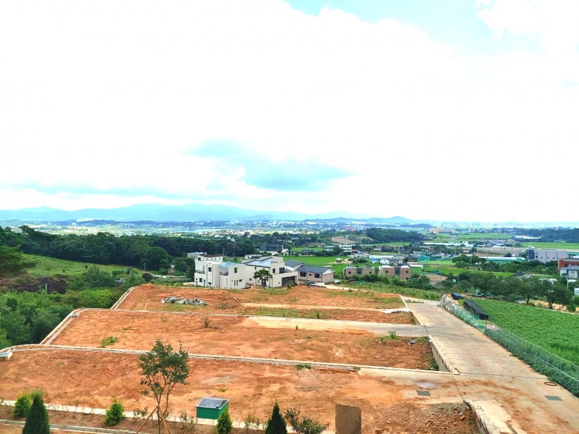 자연과 어우러져 서산이 내려다 보이는 조망권 전망 최고의 뷰, 